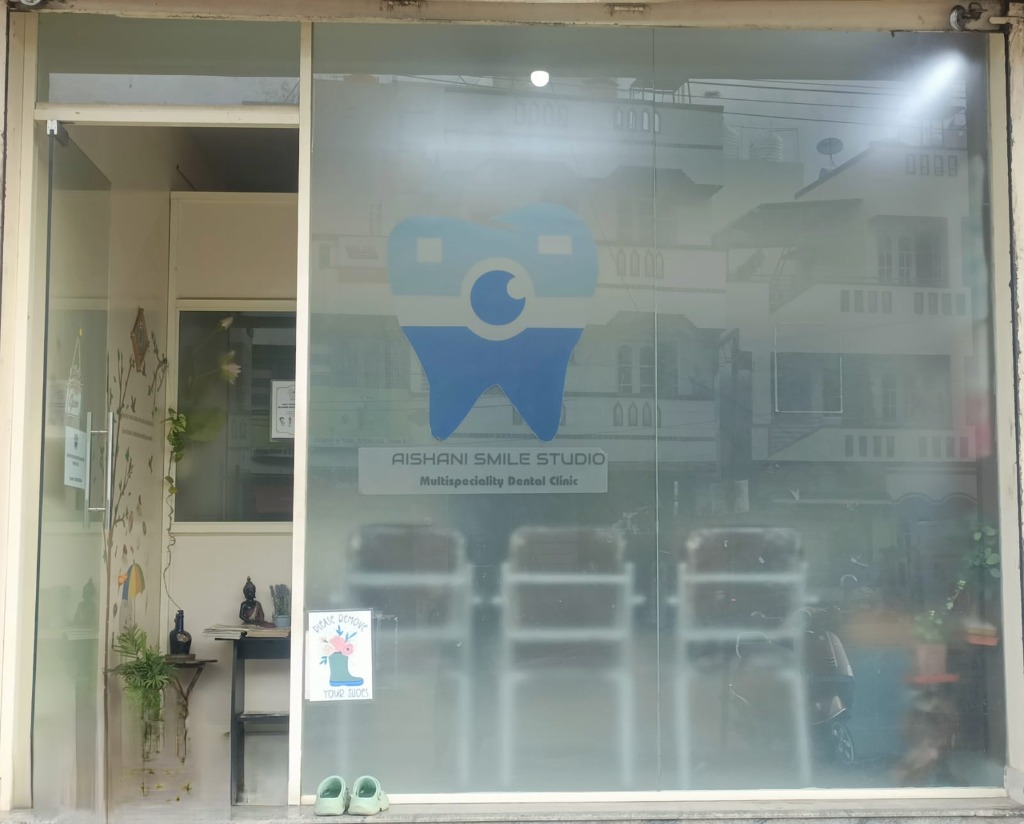 Aishani Smile Studio Clinic Entrance